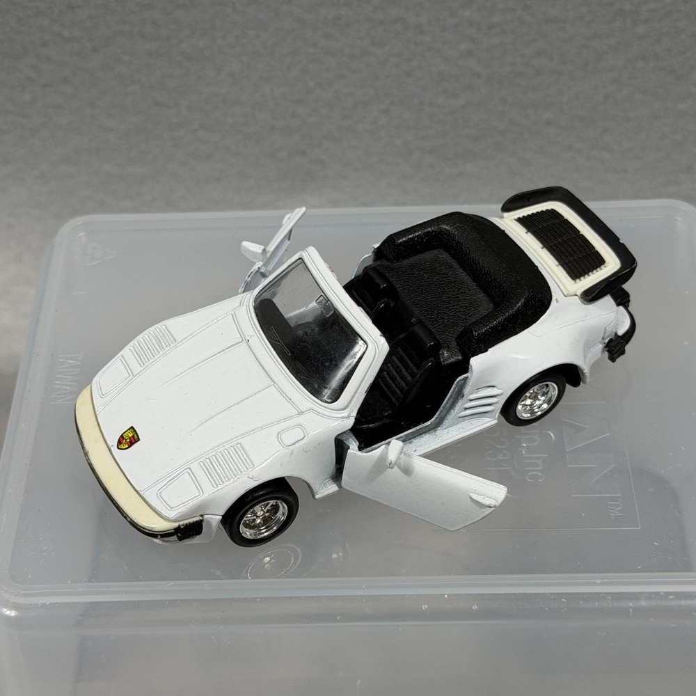 Vintage 90s MC Toy Porsche 911 Turbo Flat Nose Cabriolet White 1:36 Diecast